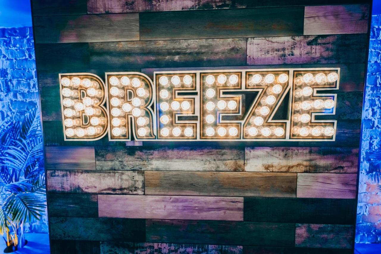 Breeze Blackpool Luxury Suites Esterno foto