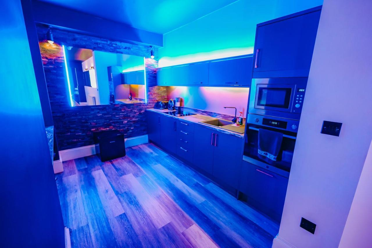 Breeze Blackpool Luxury Suites Esterno foto