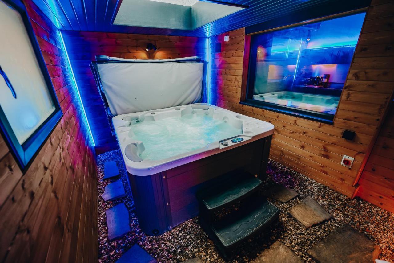 Breeze Blackpool Luxury Suites Esterno foto